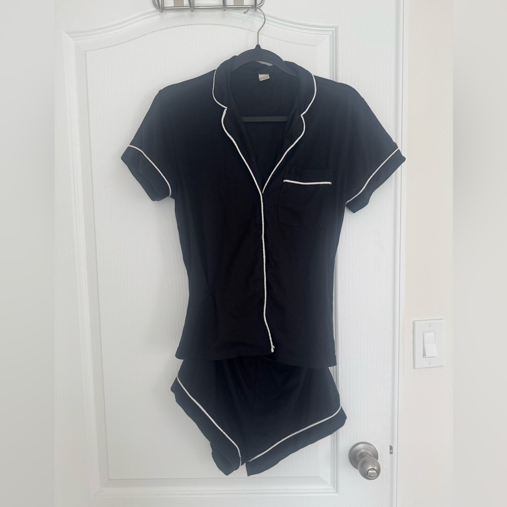 Black Women's Pajama Set